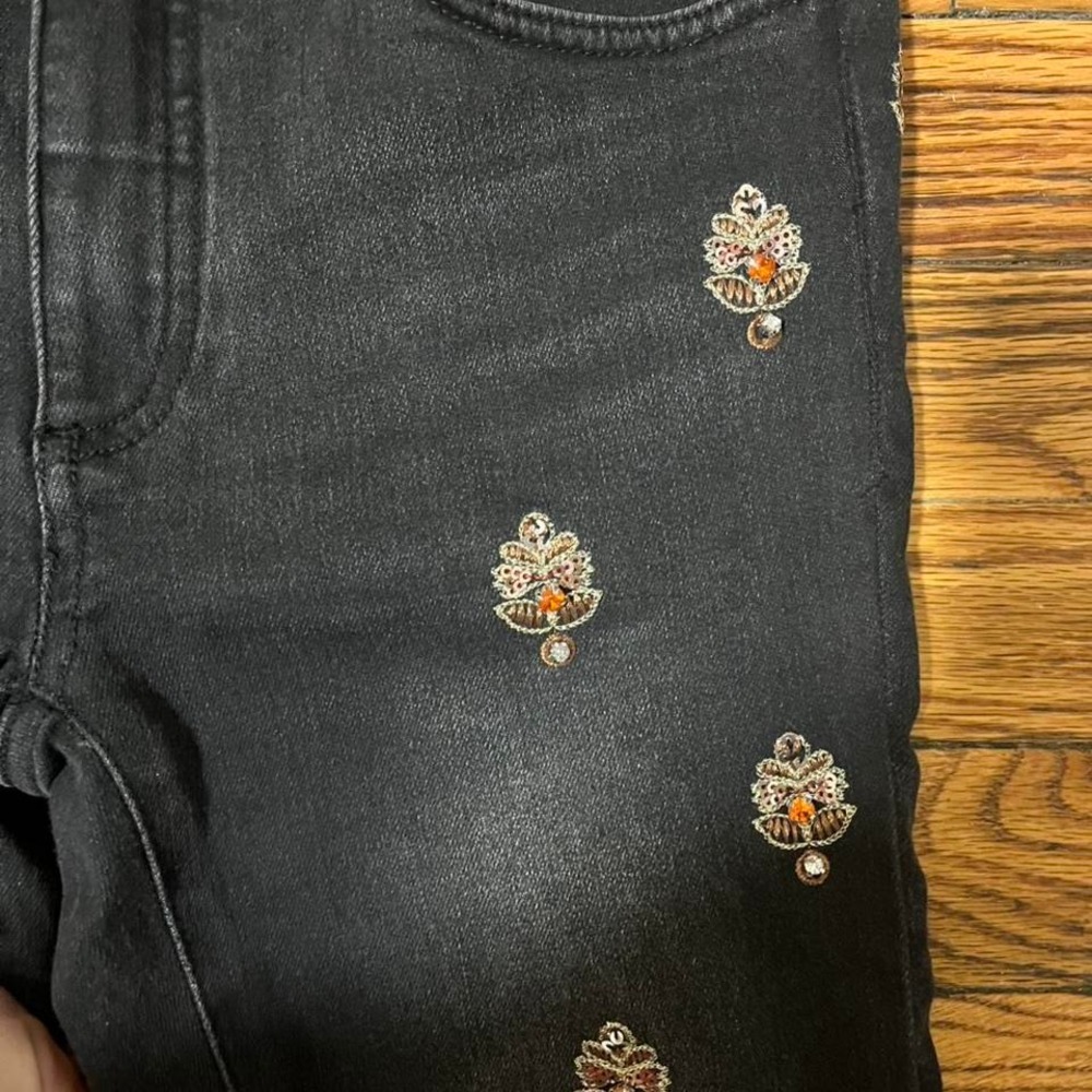 Pilcro Embellished Skinny Jeans - Picture 3 of 5